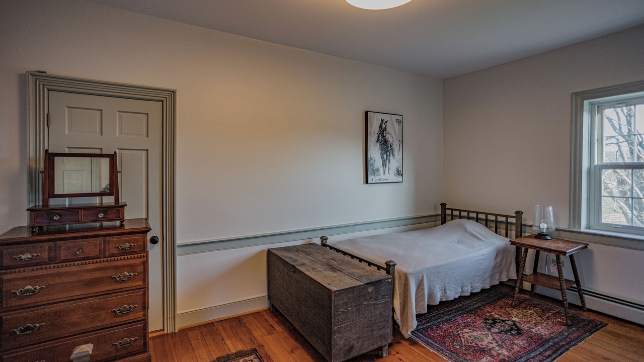 Photo of Bedroom in Rockbridge Baths