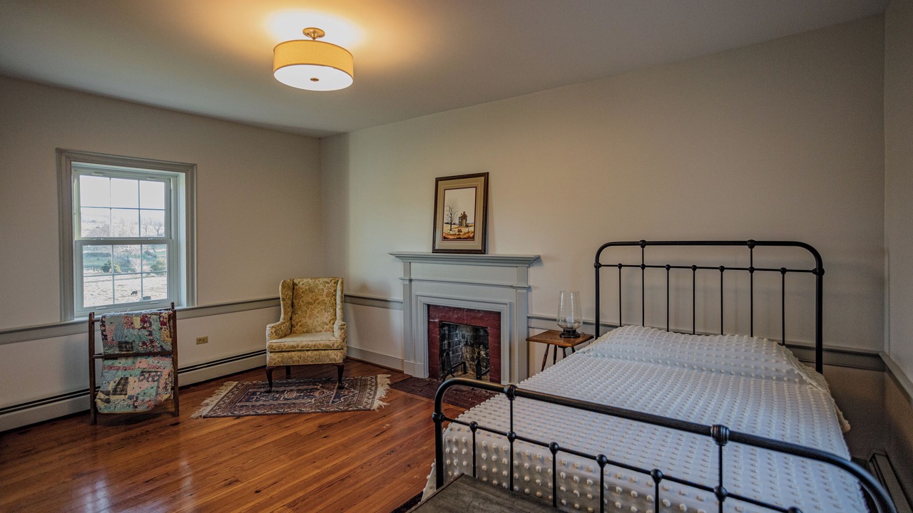 Photo of Bedroom in Rockbridge Baths