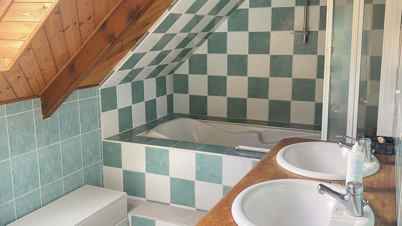 Photo of Bathroom in Treguidel