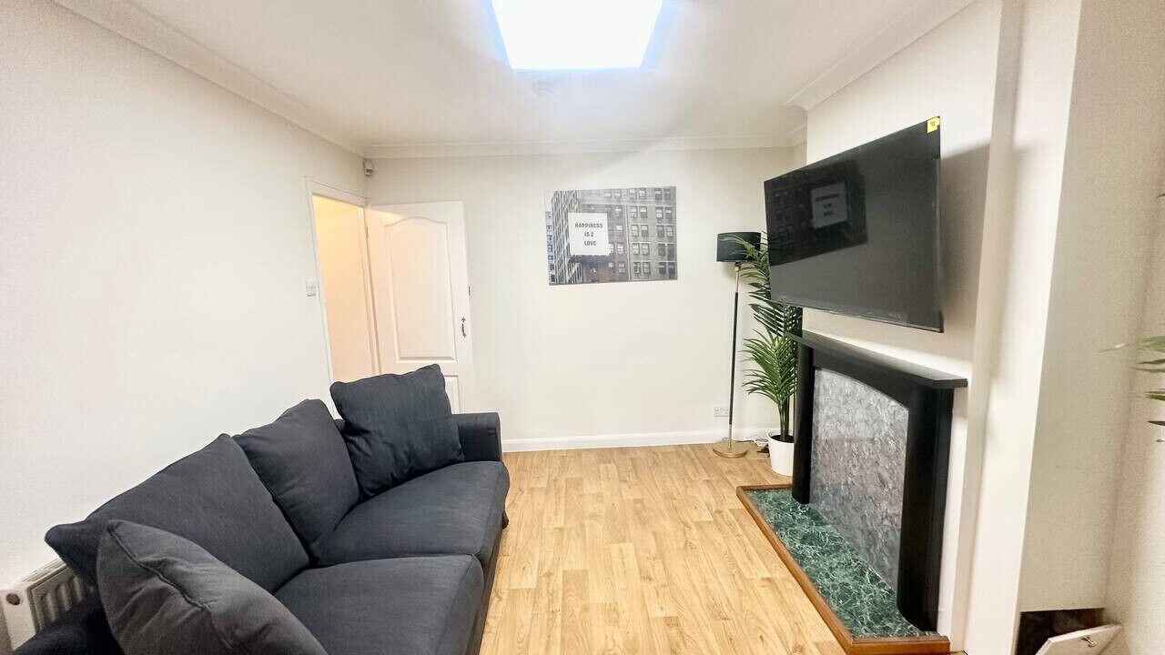 Photo of Livingroom in Colyers