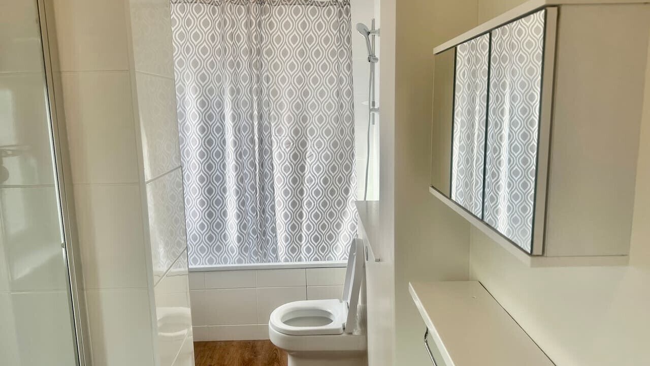 Photo of Bathroom in Colyers