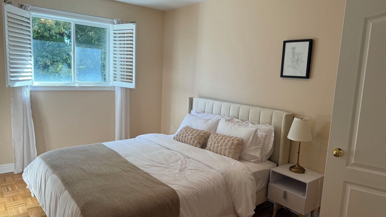 Photo of Bedroom in Vaughan