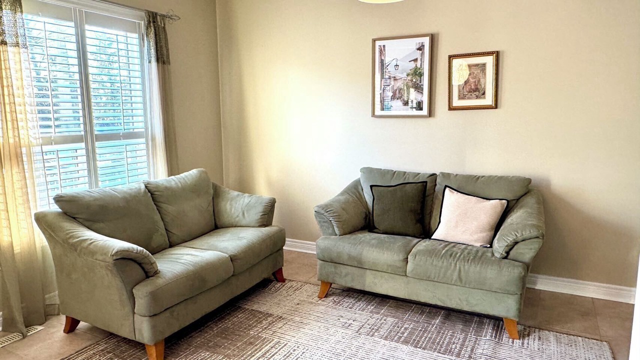 Photo of Livingroom in Vaughan