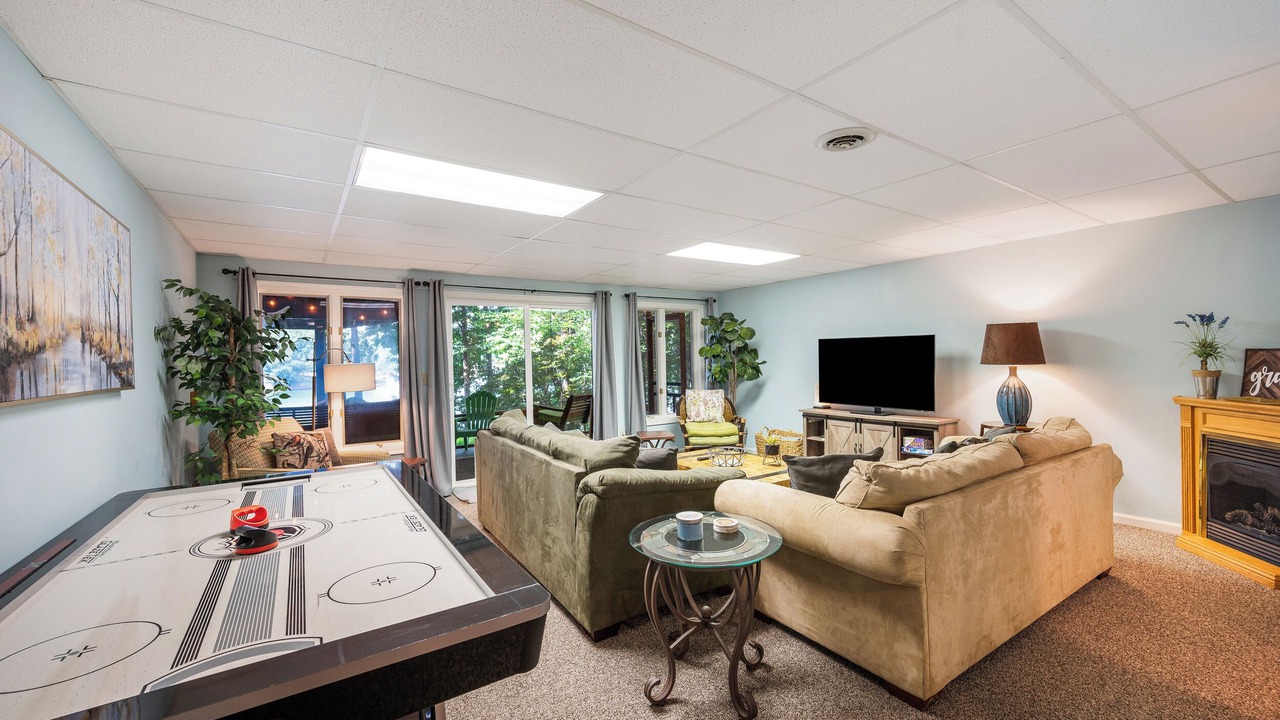 Photo of Livingroom in Westlake Corner
