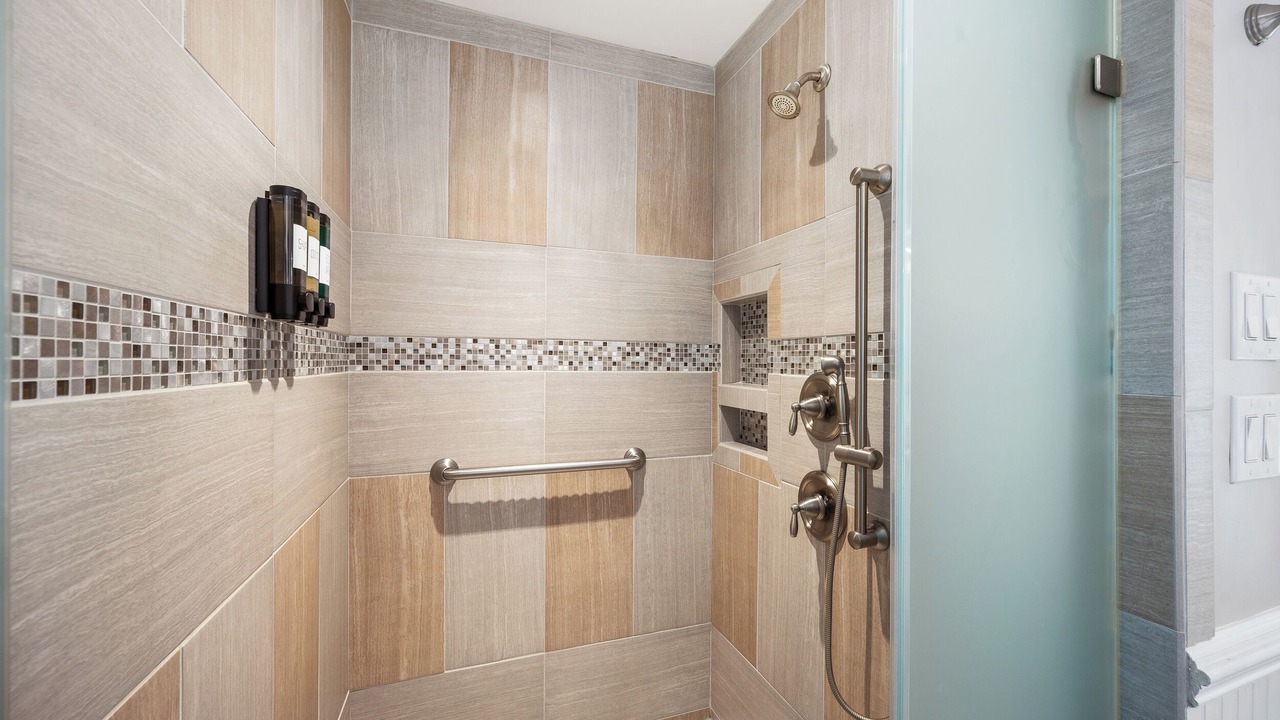 Photo of Bathroom in Westlake Corner