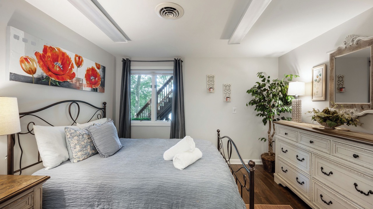 Photo of Bedroom in Westlake Corner