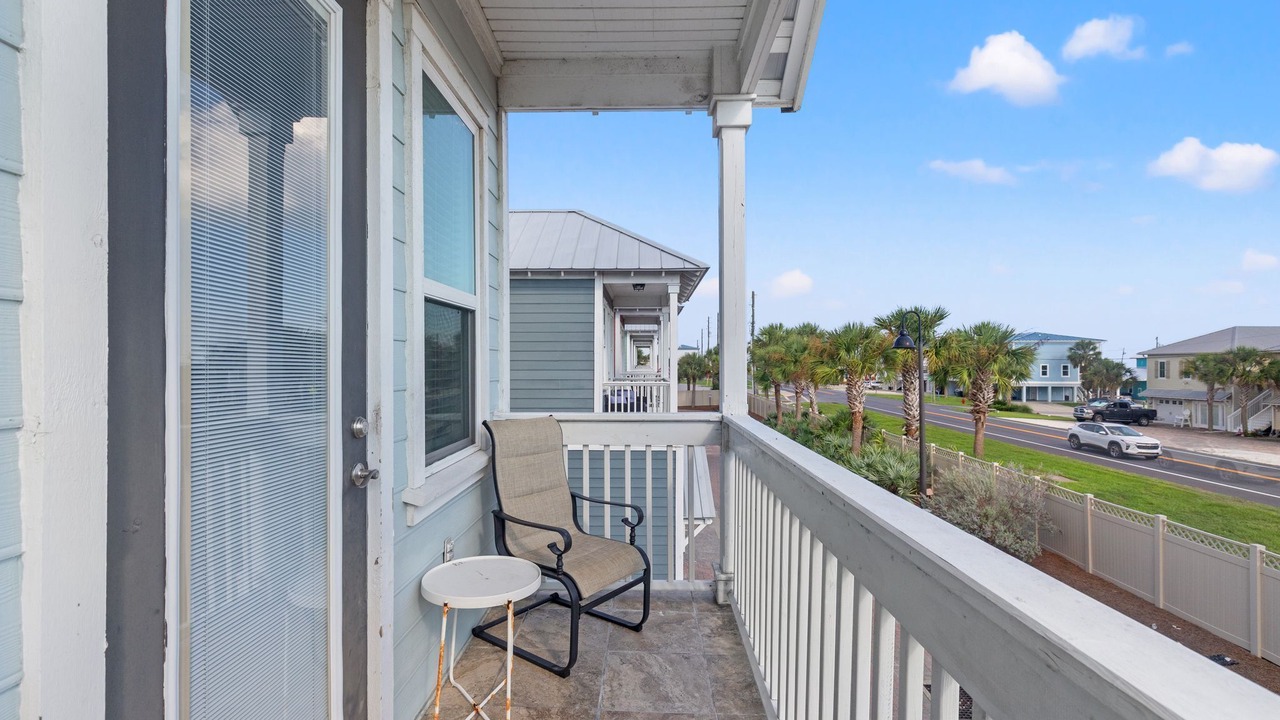 Photo of Patio Balcony in Waterside Village