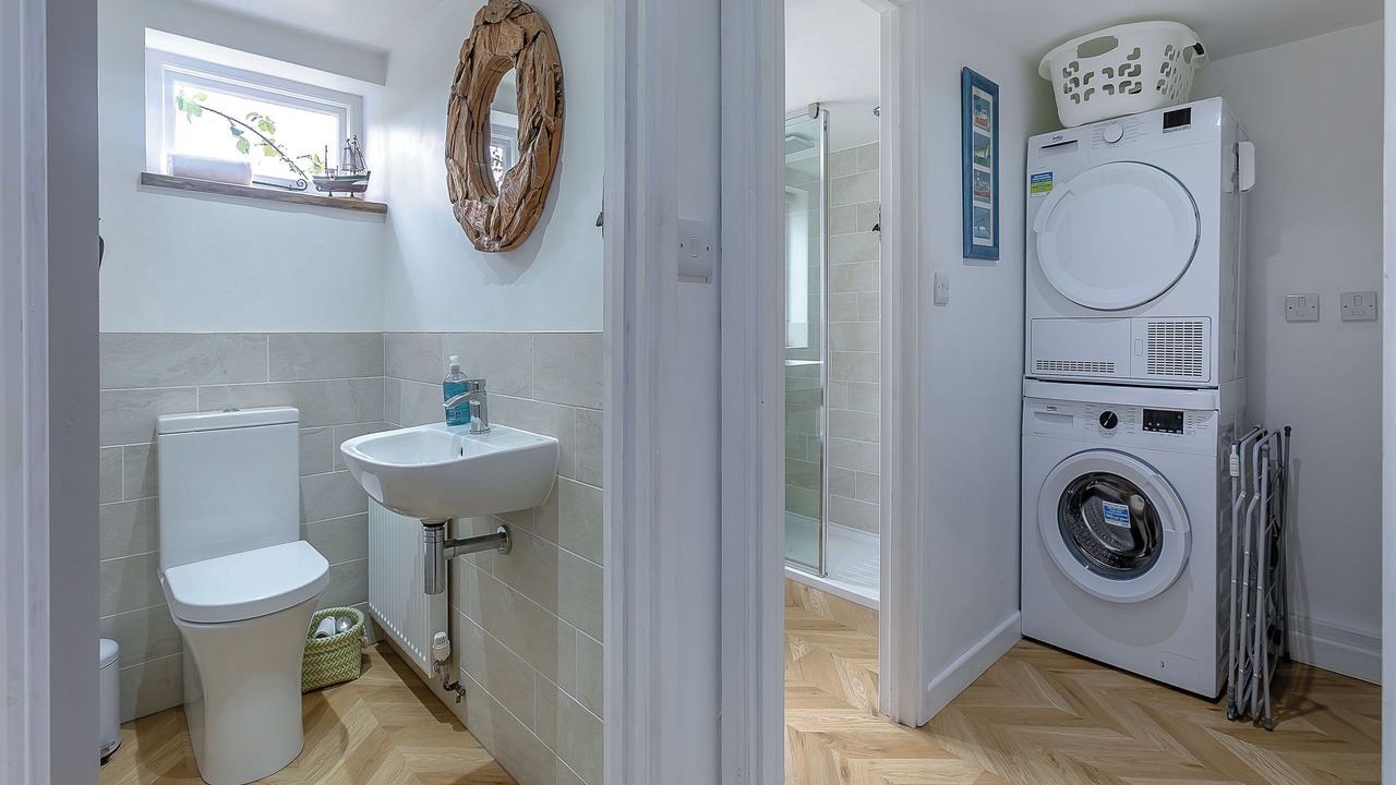 Photo of Bathroom in Philleigh