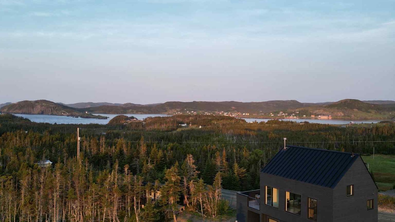 Photo of Others in Terra Nova