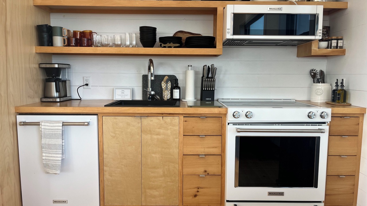 Photo of Others in Terra Nova