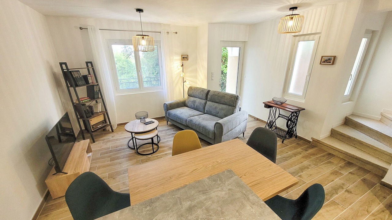 Photo of Livingroom in Forcalquier