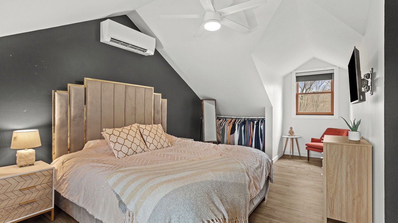 Photo of Bedroom in De Lancey