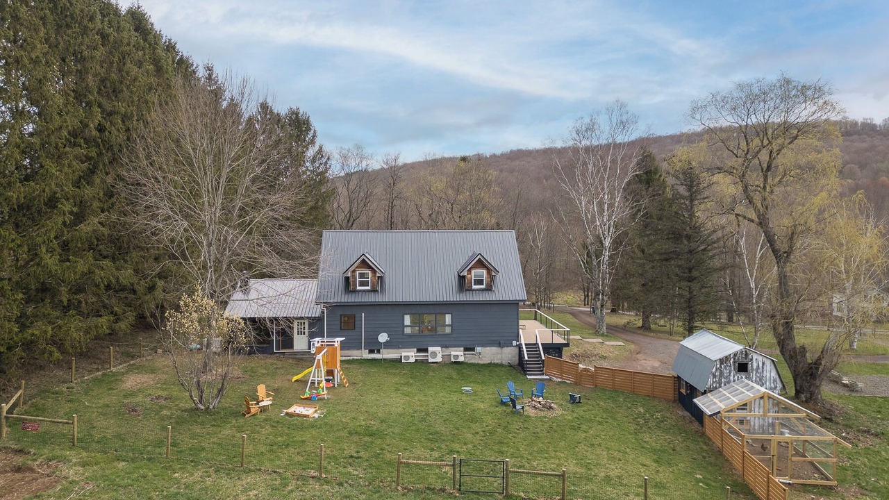 Photo of Others in De Lancey