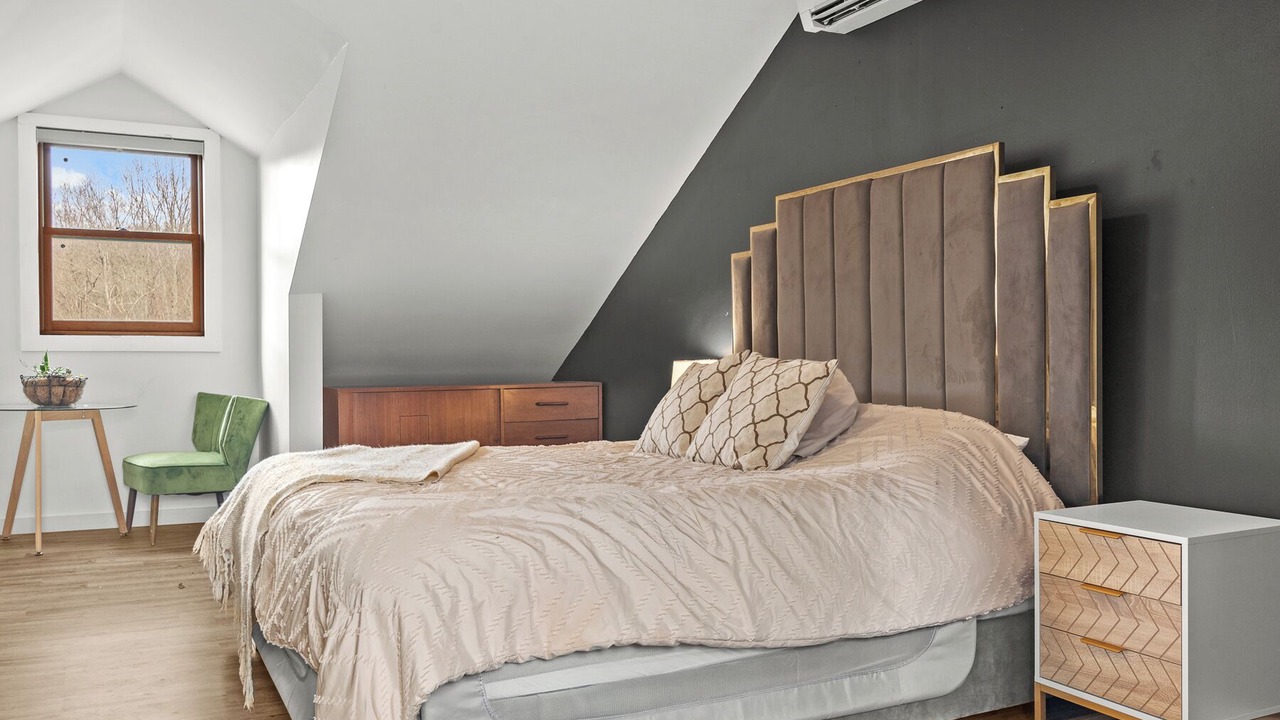 Photo of Bedroom in De Lancey