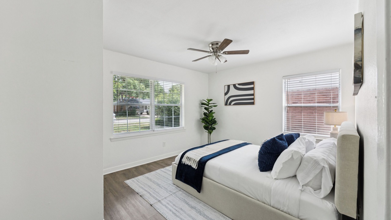 Photo of Bedroom in Farmers Branch