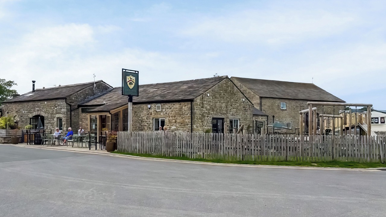 Photo of Others in Tosside