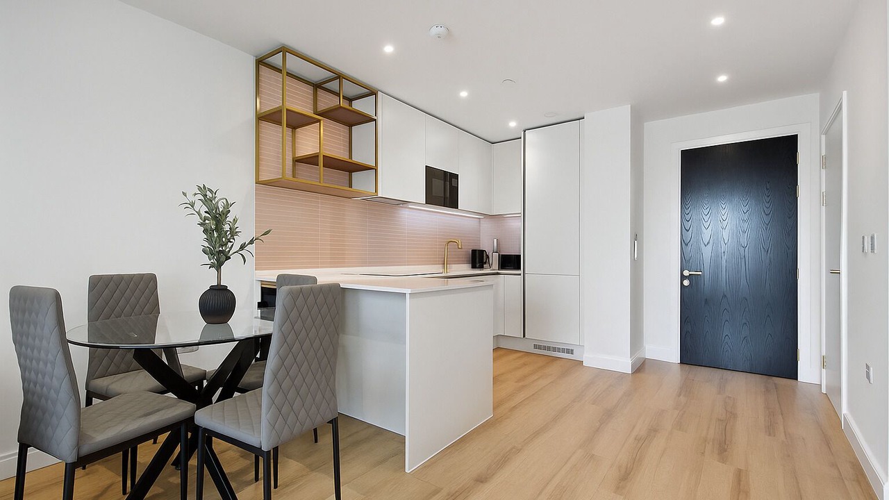 Photo of Others in Alperton