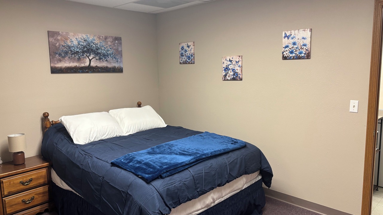 Photo of Bedroom in Clinton