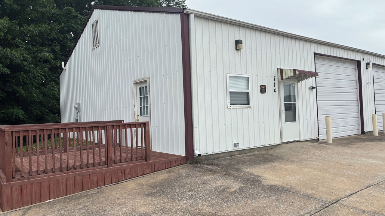 Photo of Outdoor in Clinton