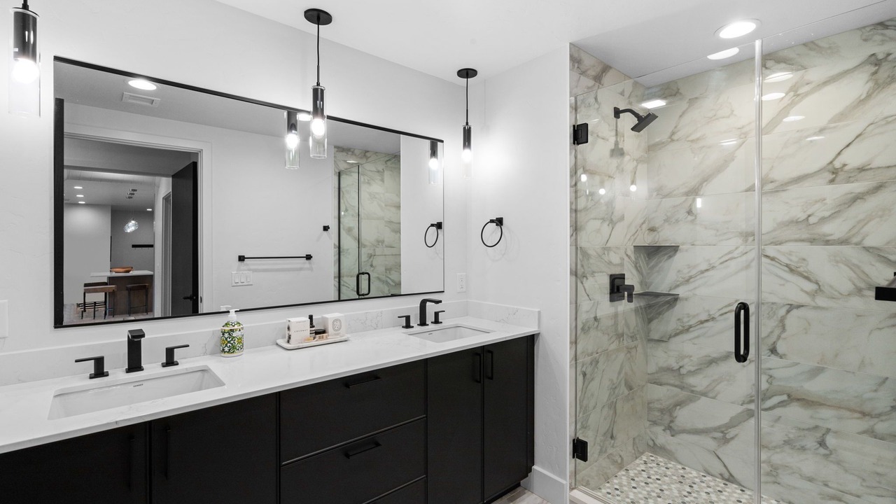 Photo of Bathroom in Big Sky