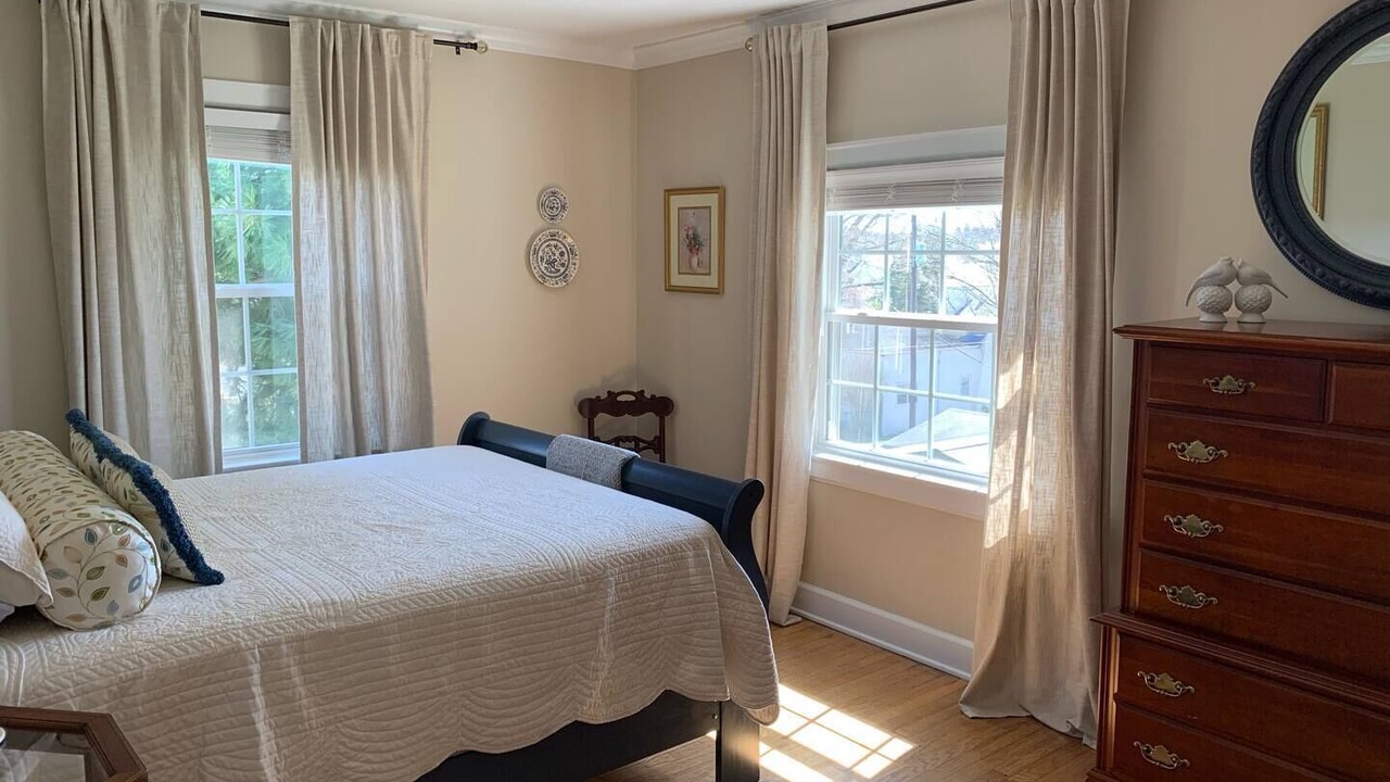 Photo of Bedroom in Elizabethtown