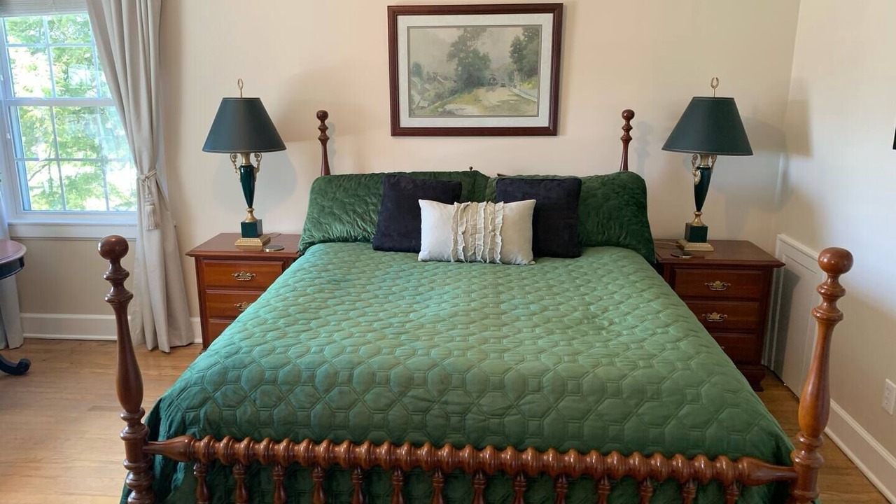 Photo of Bedroom in Elizabethtown