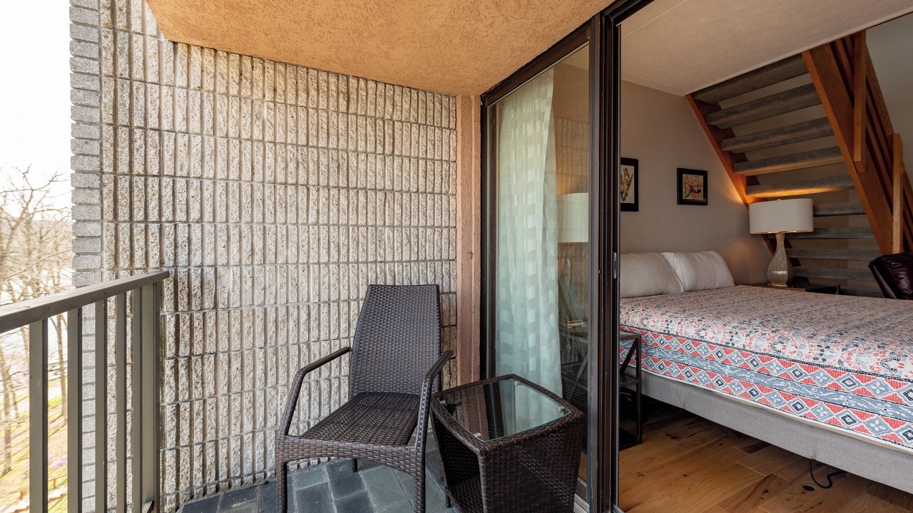 Photo of Patio Balcony in Mountainside