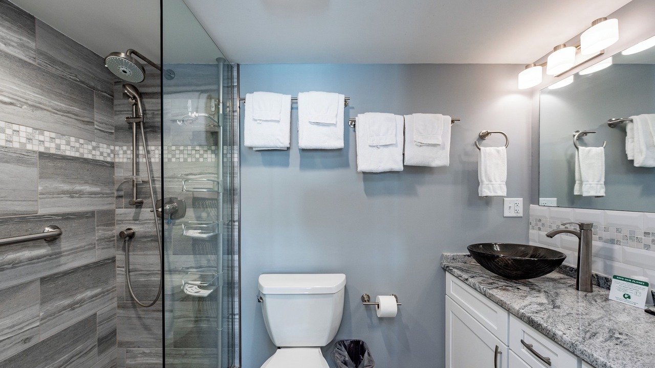 Photo of Bathroom in Mountainside