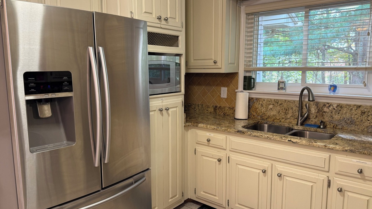 Photo of Kitchen in Marion Lake Club