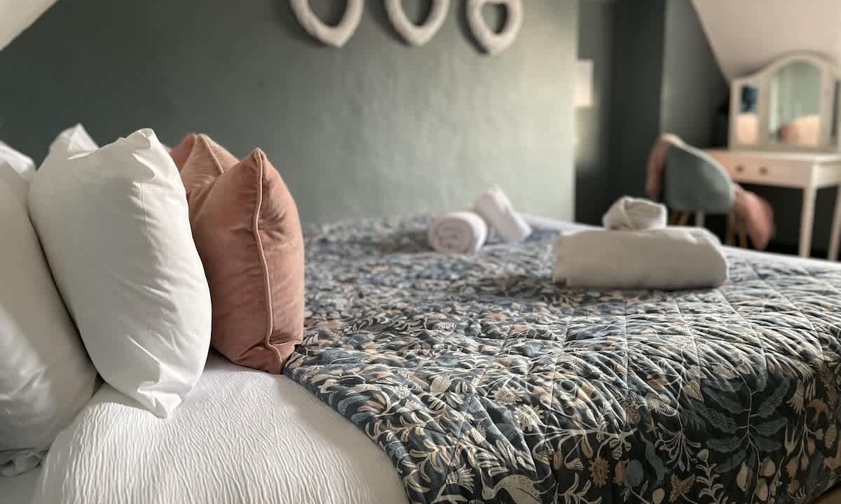 Photo of Bedroom in Moreton-in-Marsh