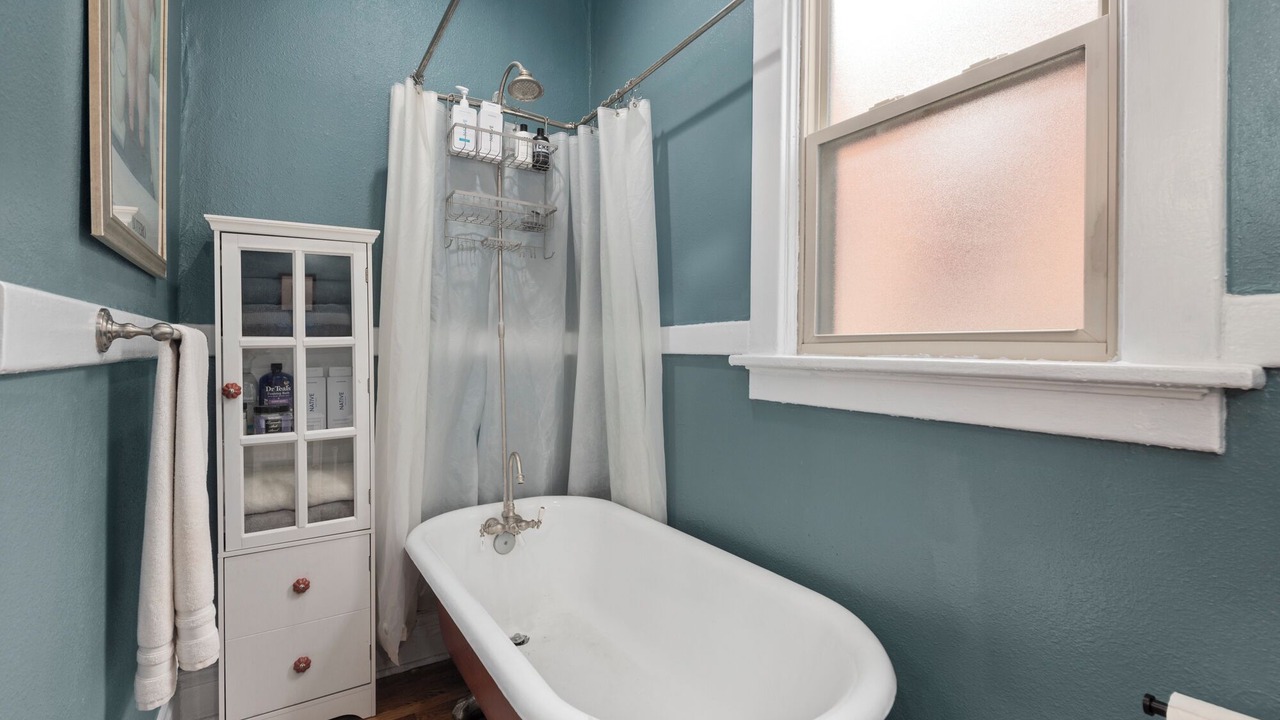 Photo of Bathroom in Capitol Hill