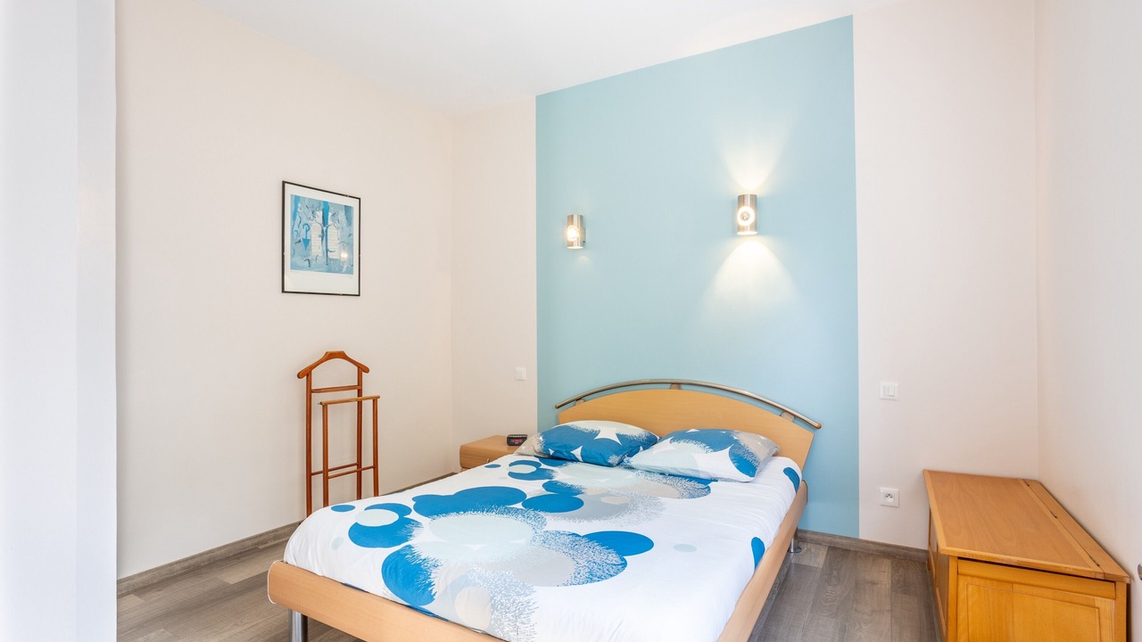 Photo of Bedroom in Saint-Mesmin