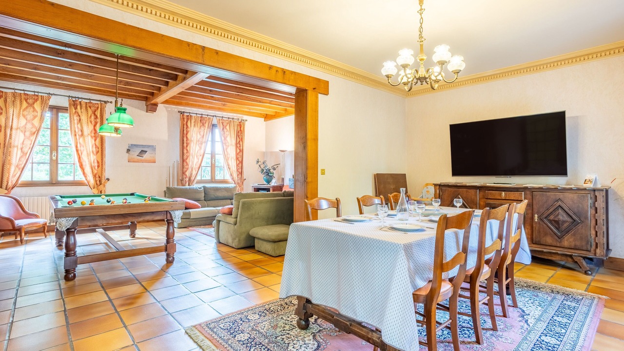 Photo of Bedroom in Saint-Mesmin