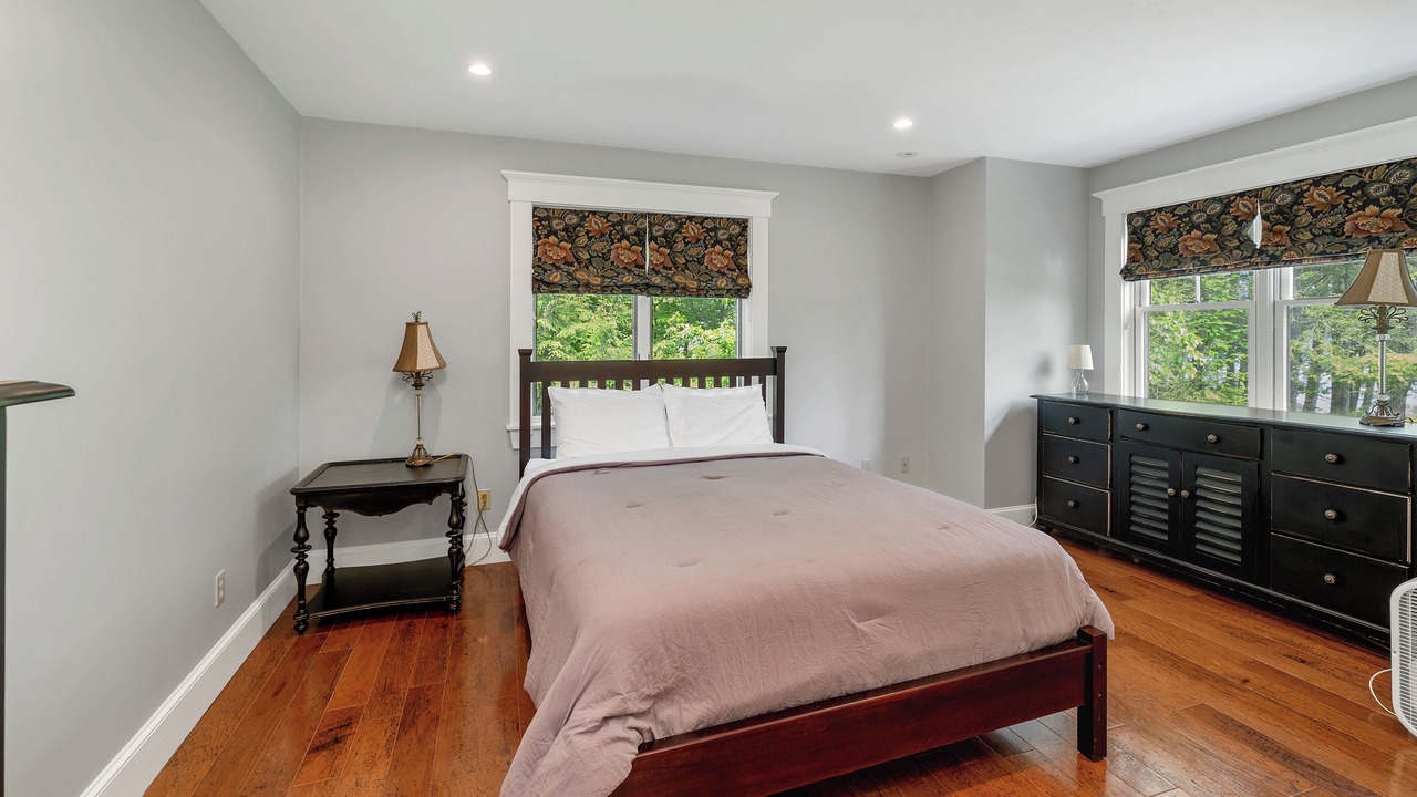 Photo of Bedroom in Meredith