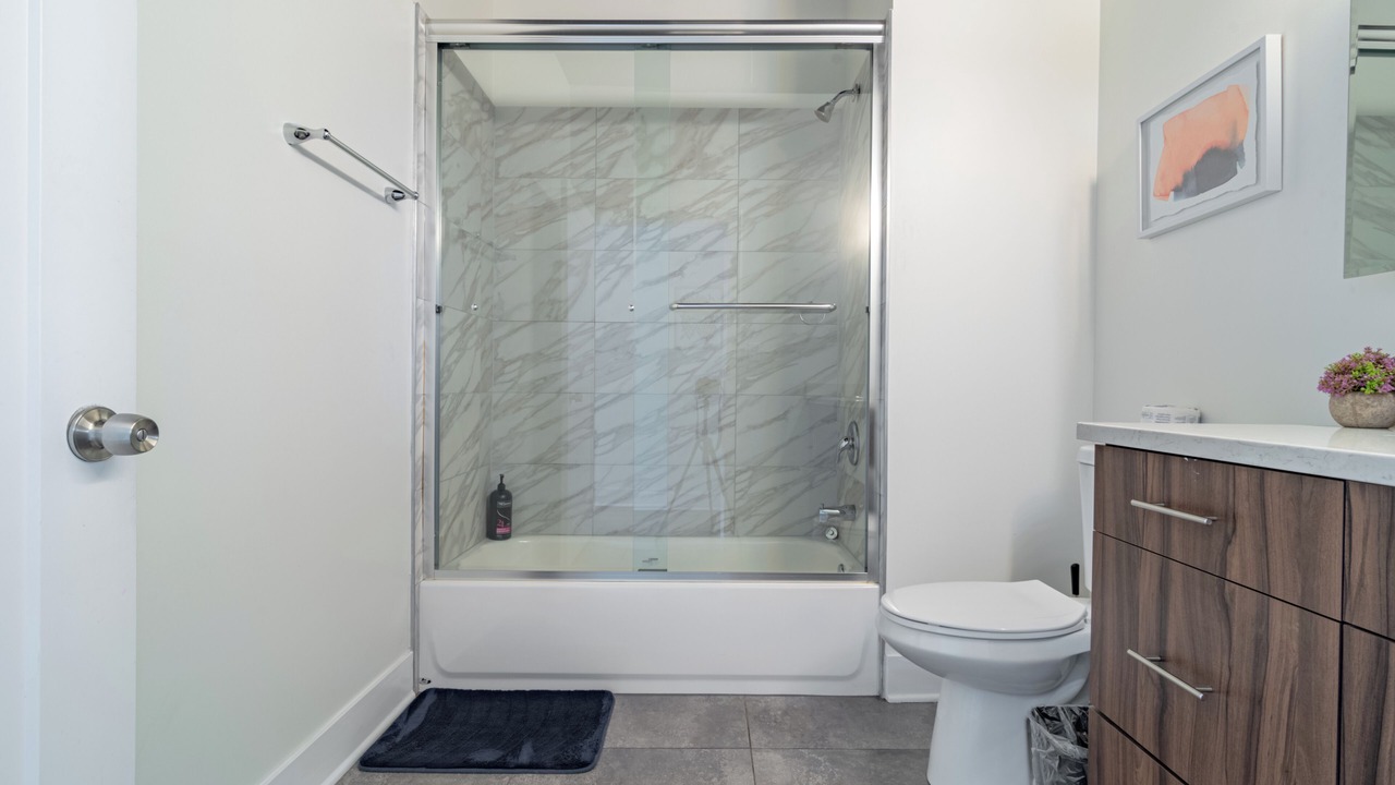 Photo of Bathroom in Near South Side