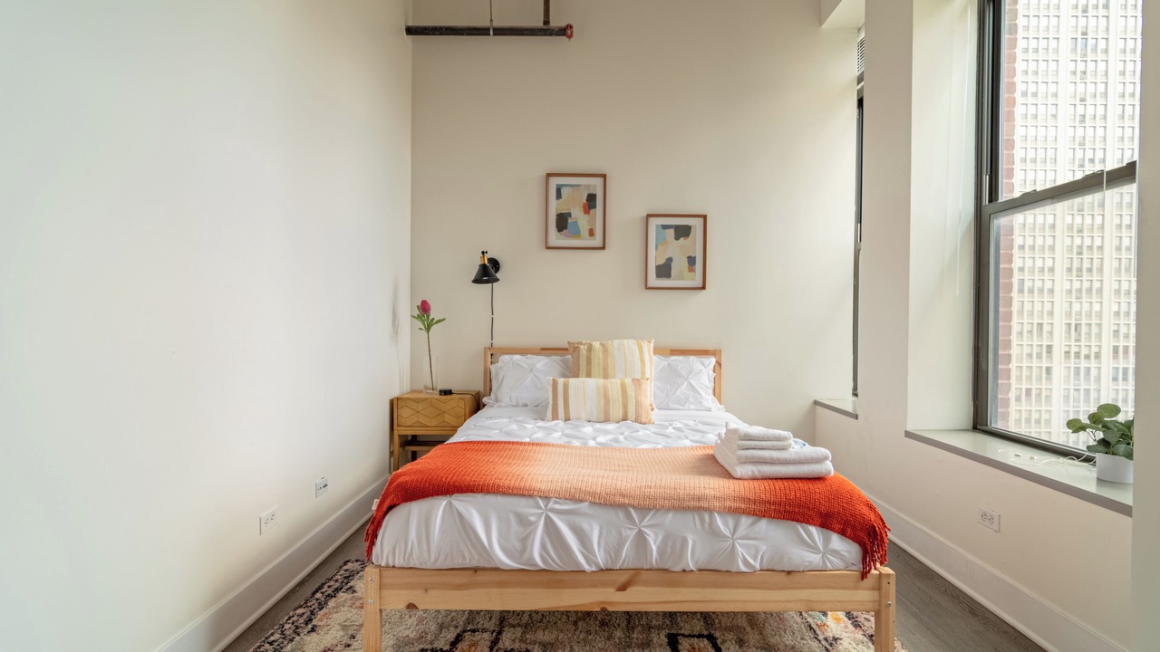 Photo of Bedroom in Near South Side