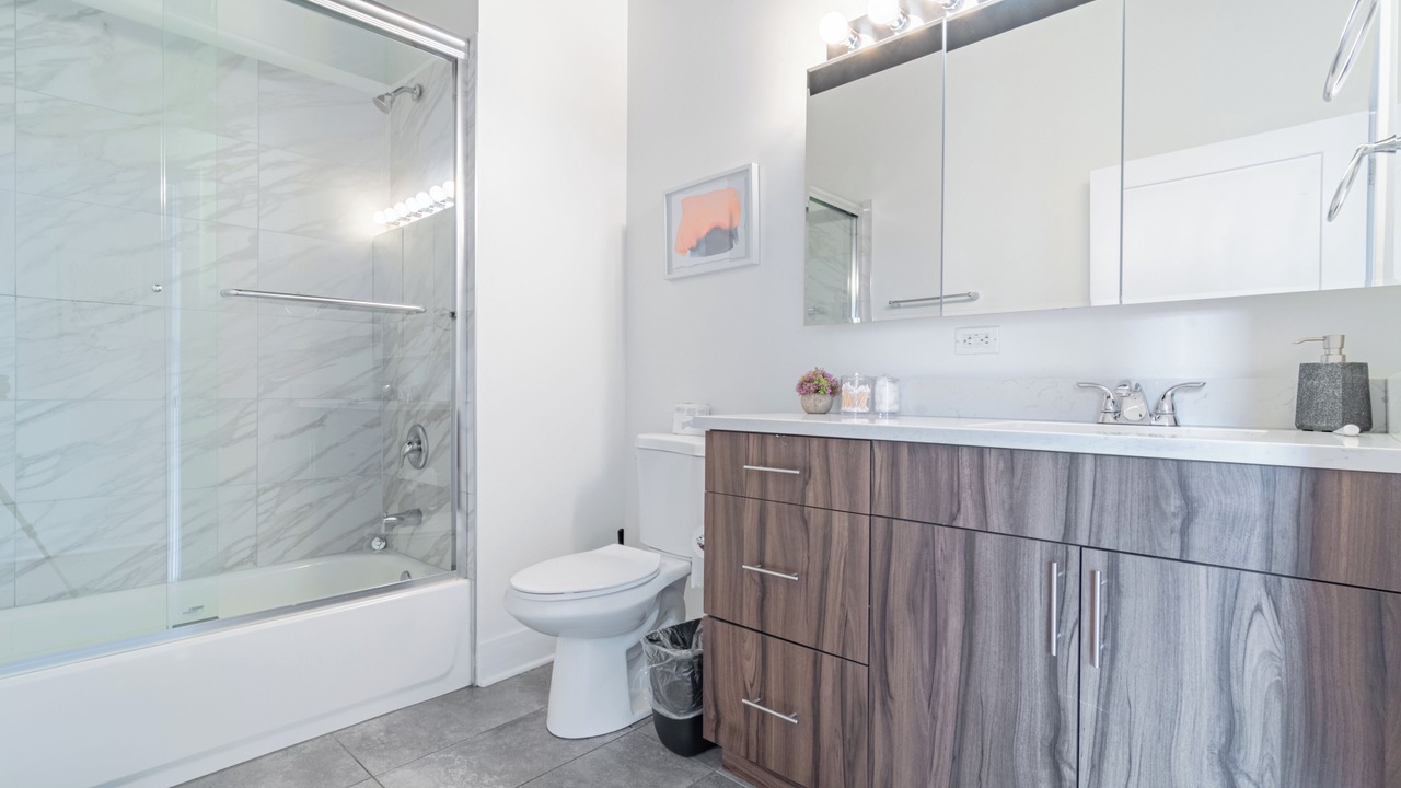 Photo of Bathroom in Near South Side