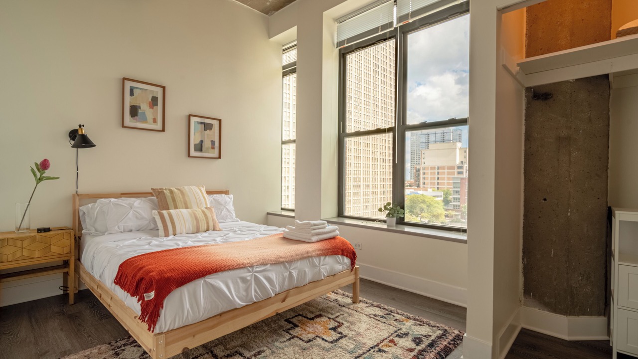 Photo of Bedroom in Near South Side