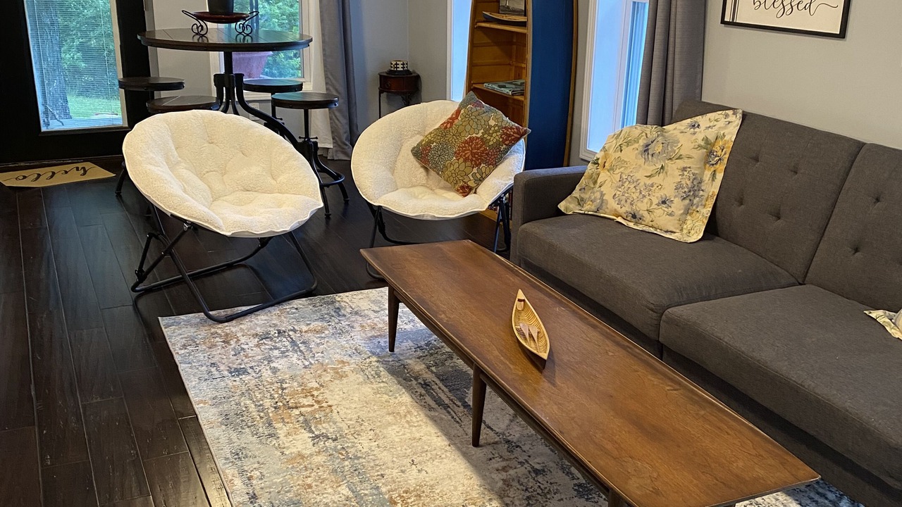 Photo of Livingroom in Grand Rivers