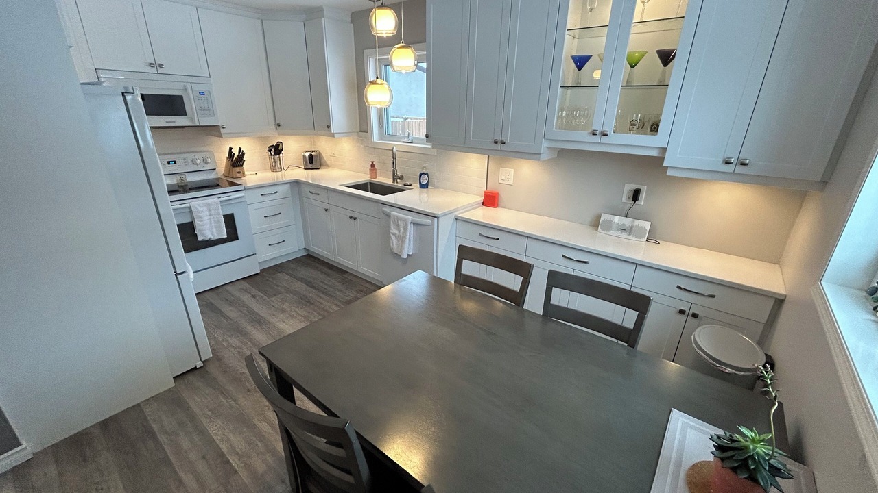 Photo of Kitchen in Pinawa