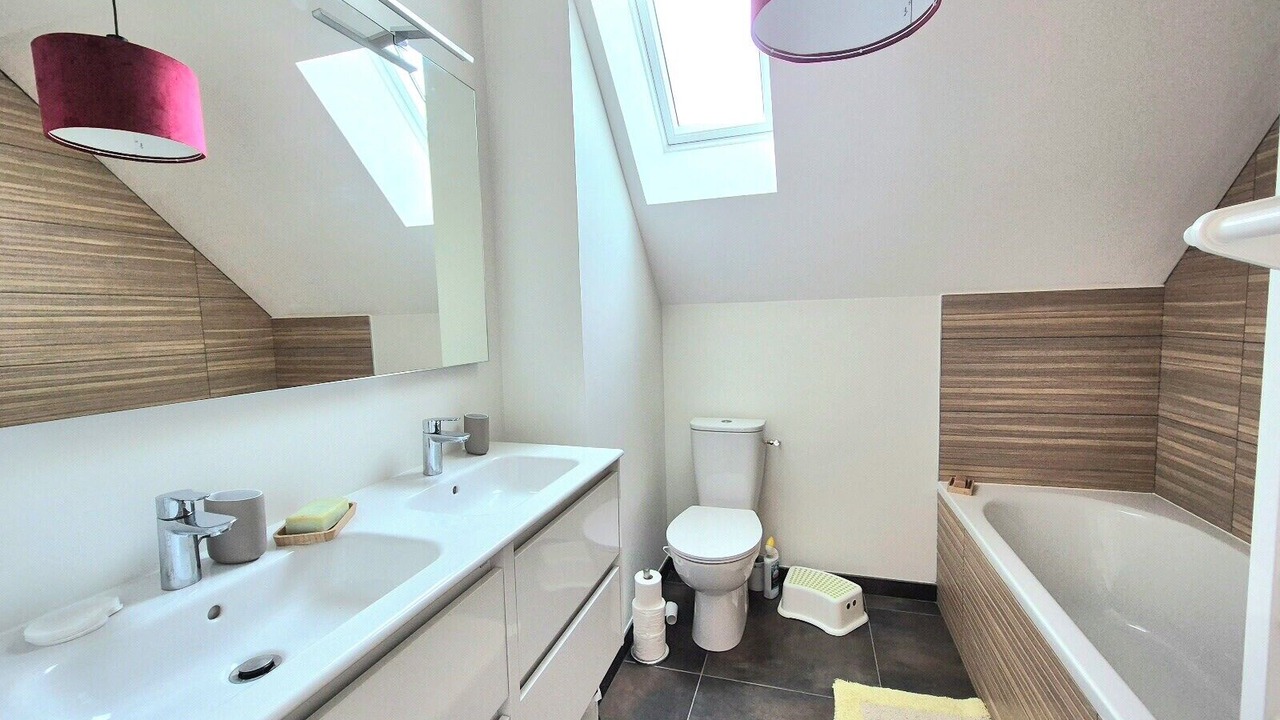 Photo of Bathroom in Saint-Coulomb