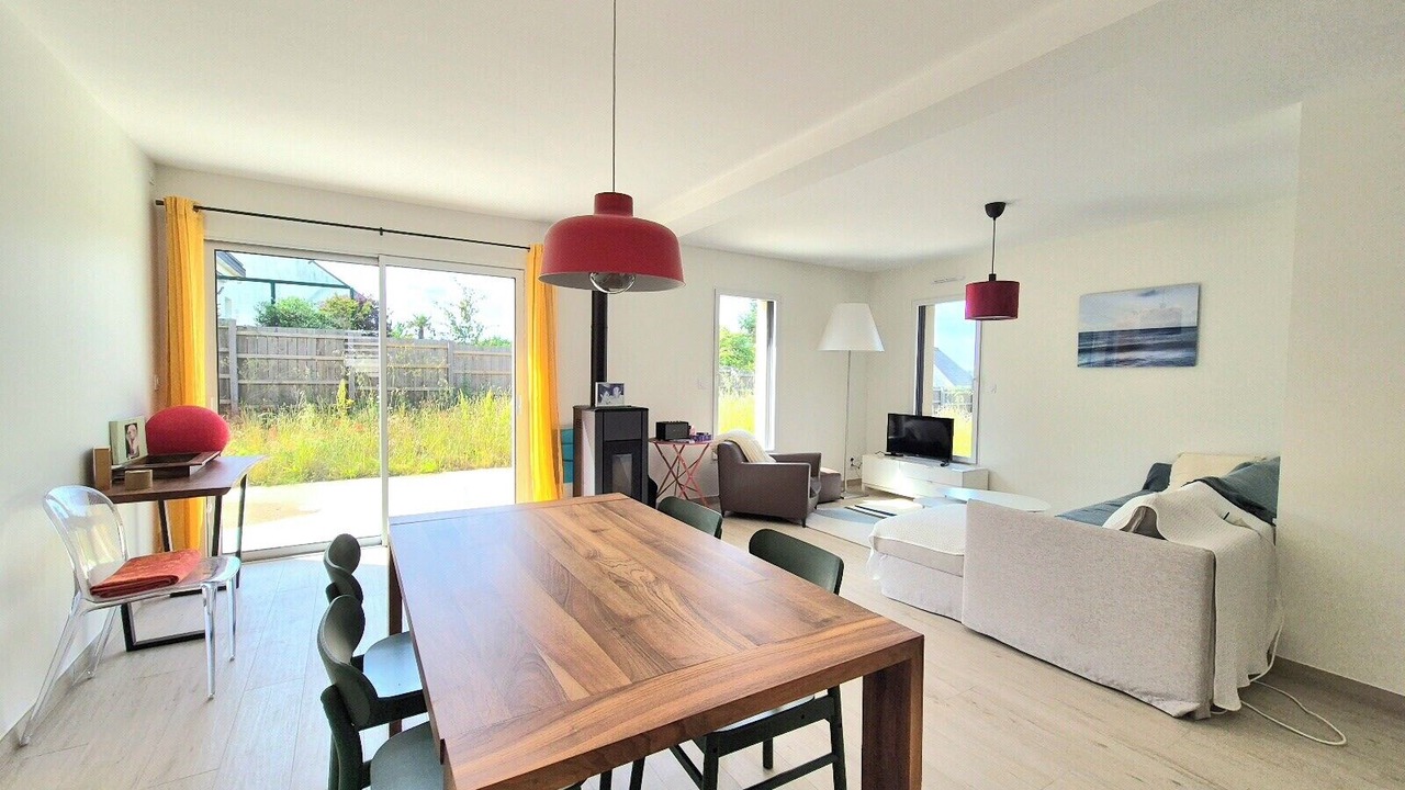 Photo of Livingroom in Saint-Coulomb