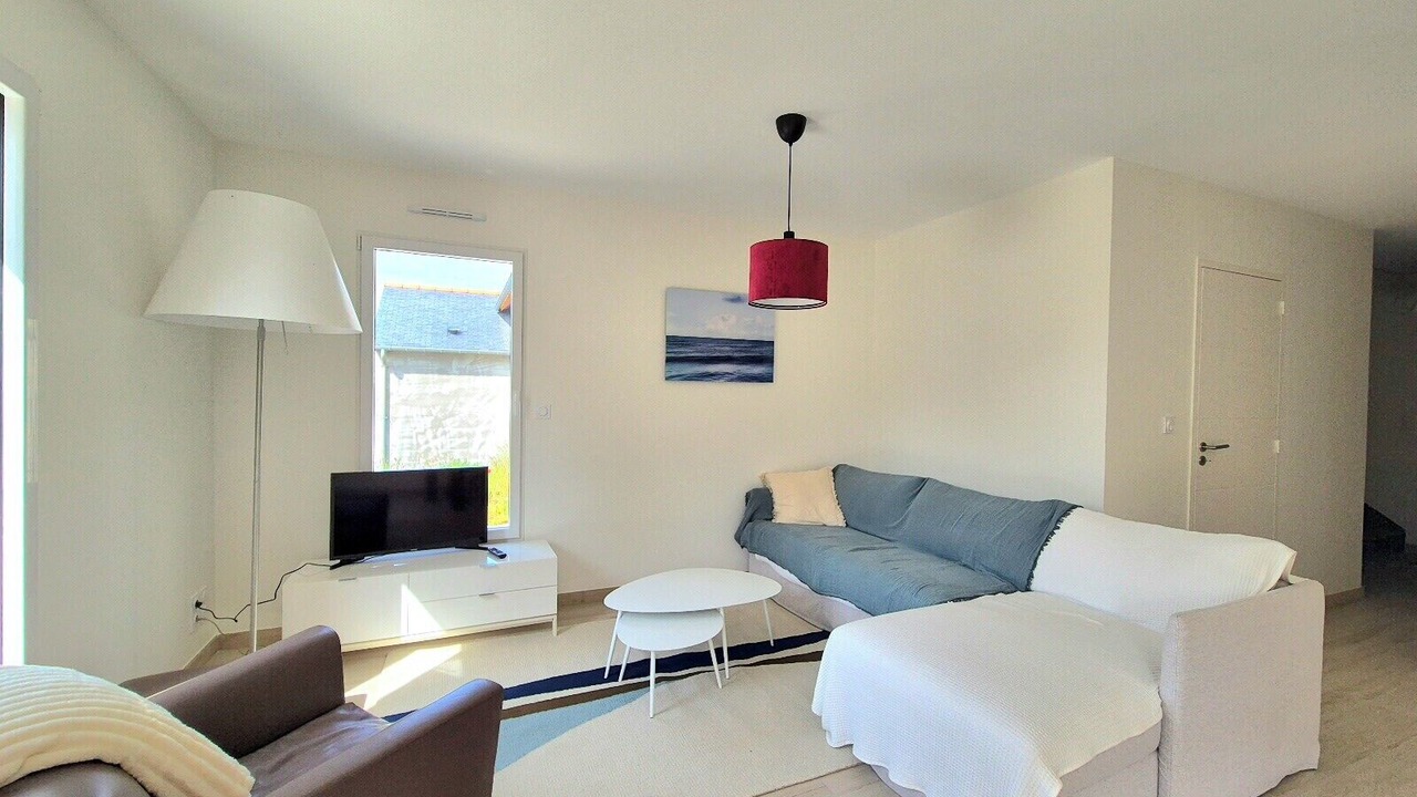 Photo of Livingroom in Saint-Coulomb