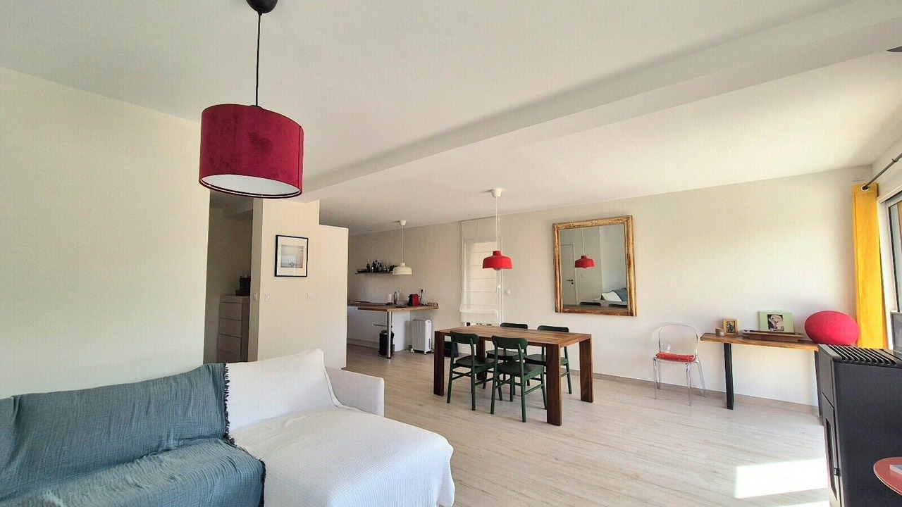 Photo of Livingroom in Saint-Coulomb