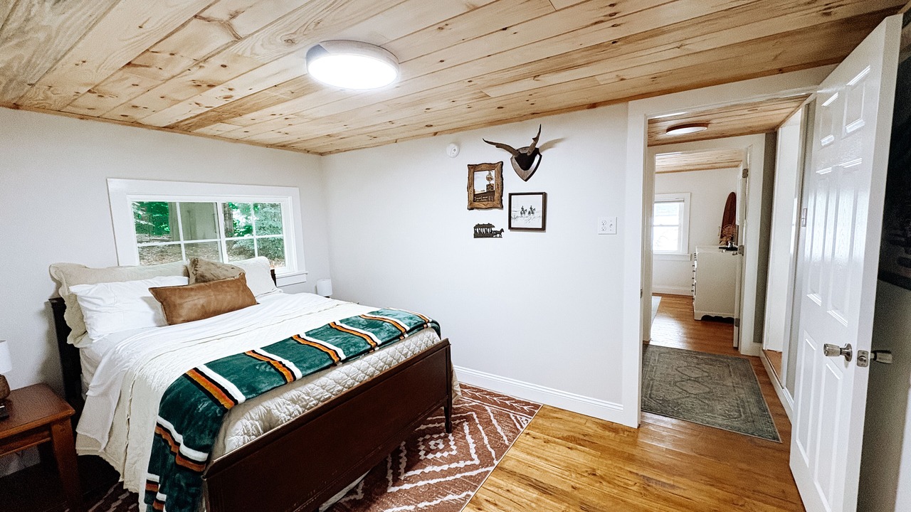 Photo of Bedroom in Colton