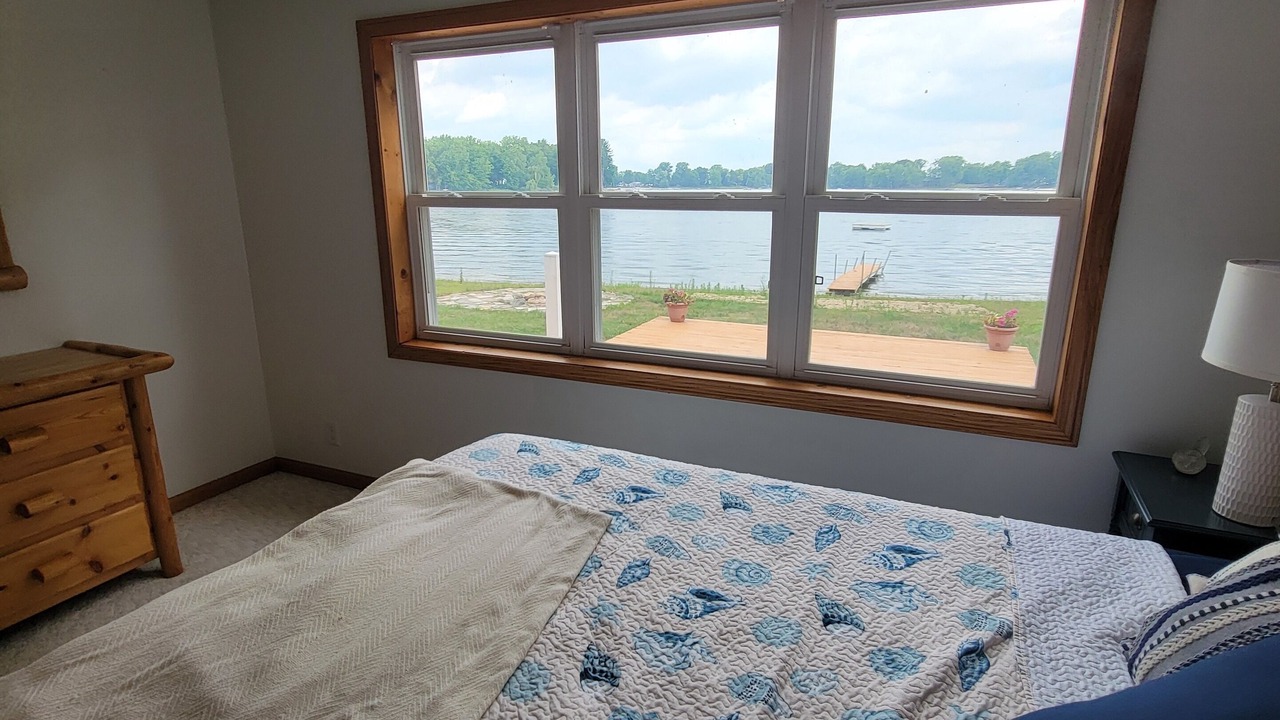 Photo of Bedroom in Coral