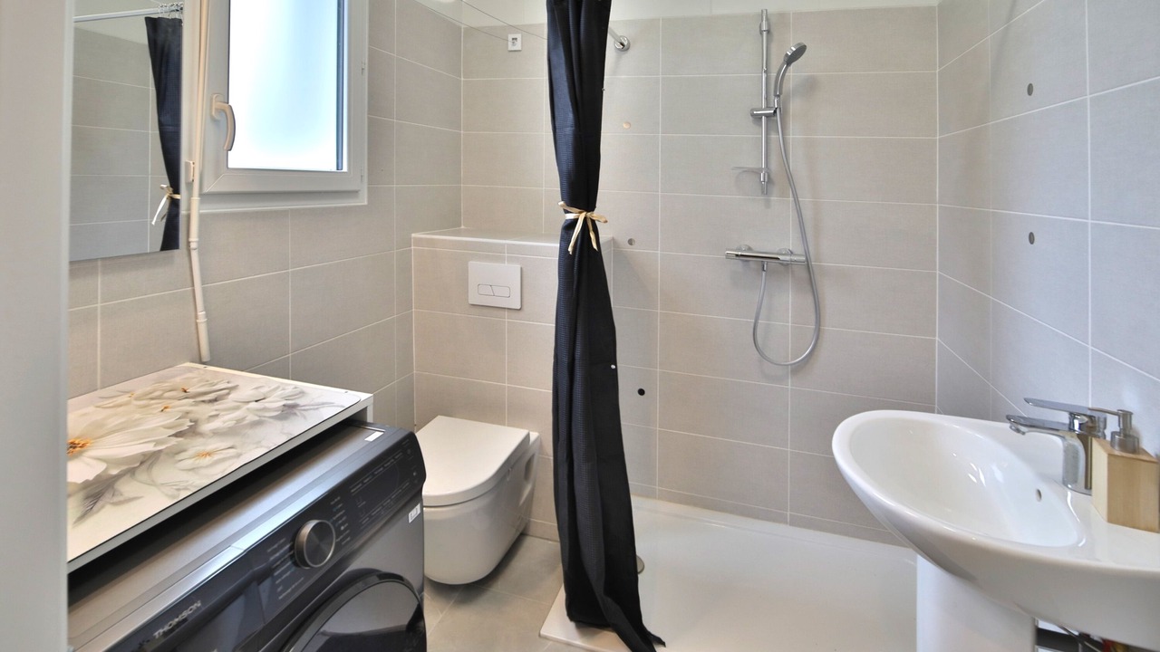 Photo of Bathroom in Sartrouville