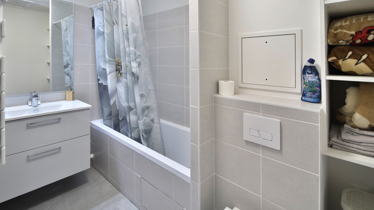 Photo of Bathroom in Sartrouville