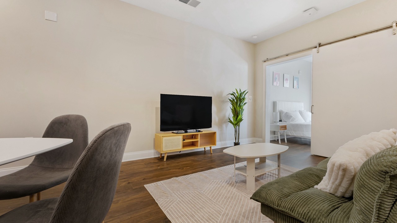 Photo of Livingroom in Eighth Avenue