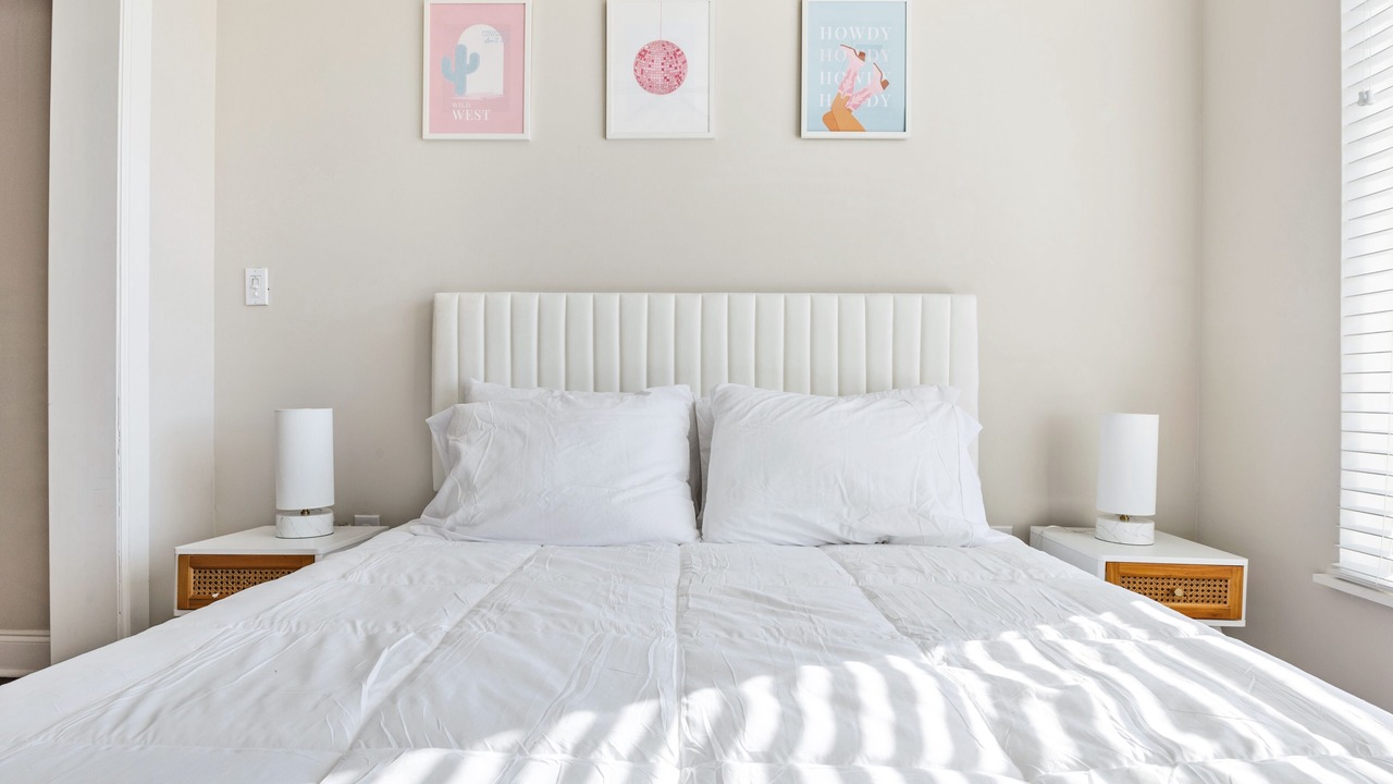 Photo of Bedroom in Eighth Avenue